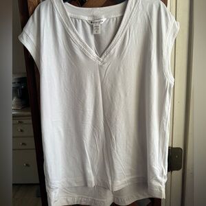 Athleta Women's White V-Neck Sleeveless Tank